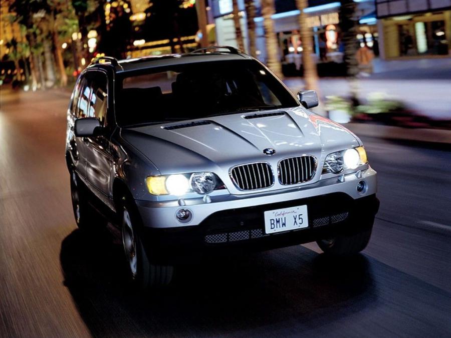  BMW X5 4.4i 2000 года  (US) (фото 9 из 9)